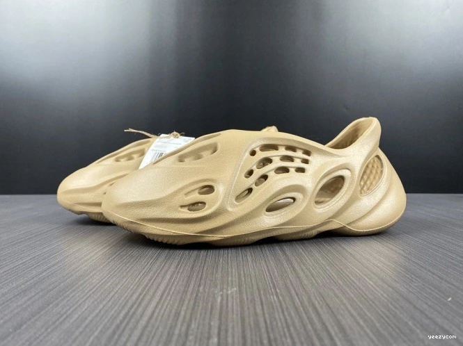 GW3354 RNNR Foam Adidas Yeezy Ochre 0719